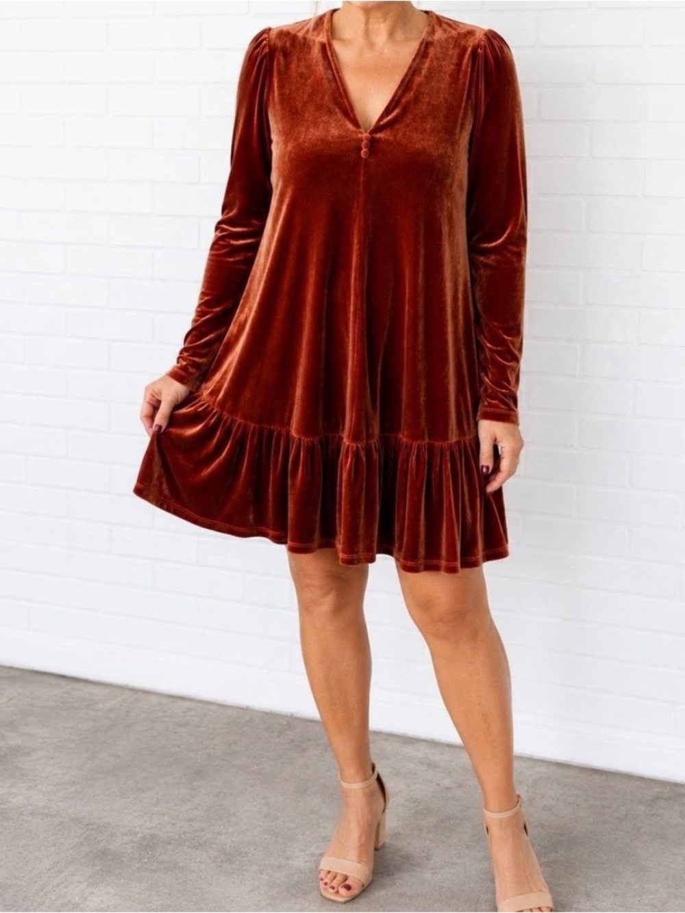 NWT Taylor Rust Velvet Long-Sleeve Ruffle Hem Dress